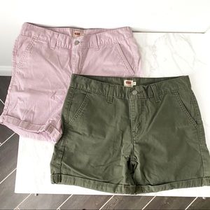Set of 2 Levi’s Cuff Shorts Light Pink Army Green Size 28